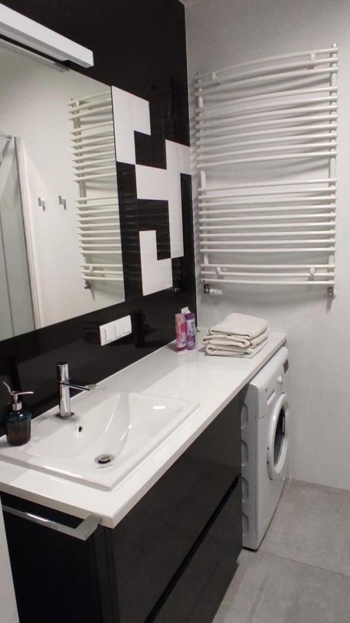 Grzybowska Residence Inter-Apartments Varsavia Esterno foto