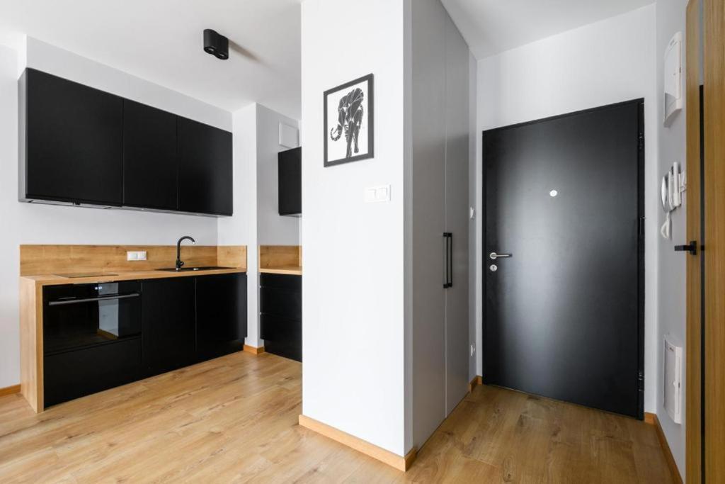 Grzybowska Residence Inter-Apartments Varsavia Esterno foto