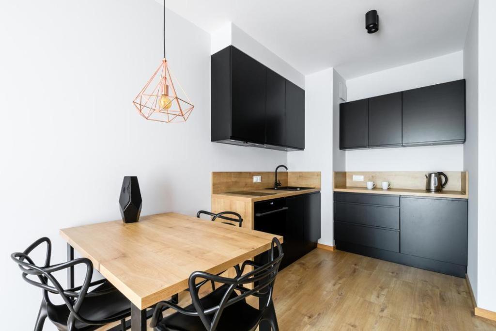 Grzybowska Residence Inter-Apartments Varsavia Esterno foto